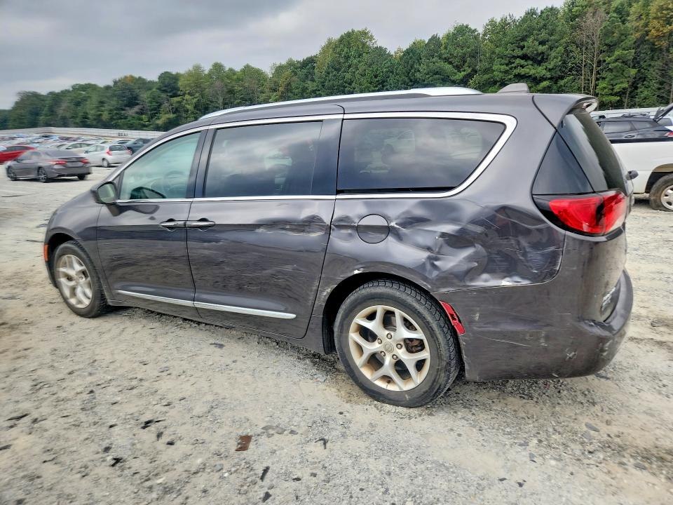 Продаж на аукціоні авто 2017 Chrysler Pacifica, vin: 2C4RC1EG9HR684025, номер лоту: 69002616