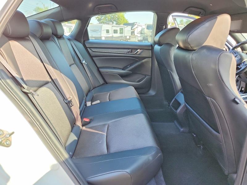 Aukcja sprzedaży 2018 Honda Accord, vin: 1HGCV1F38JA266000, numer aukcji: 69528736