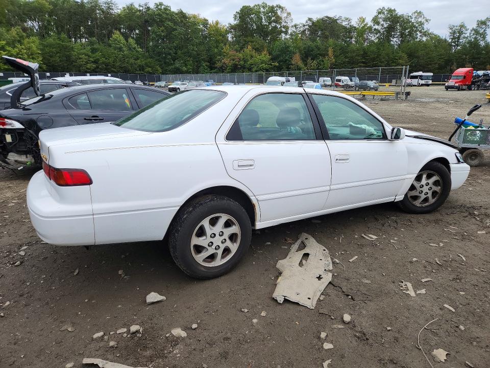 1998 Toyota Camry მანქანა იყიდება აუქციონზე, vin: 4T1BF22K9WU926735, აუქციონის ნომერი: 70994056