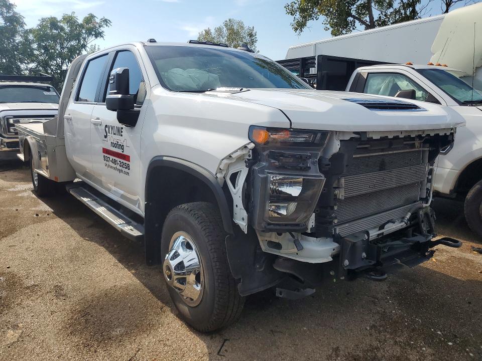 68742786 :رقم المزاد ، 1GB4YTEYXNF241938 vin ، 2022 Chevrolet Silverado مزاد بيع