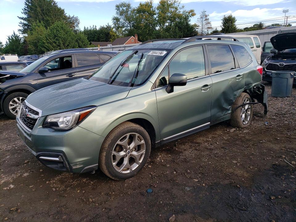 70044196 :رقم المزاد ، JF2SJATC2HH474774 vin ، 2017 Subaru Forester مزاد بيع