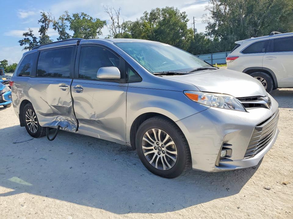 2018 Toyota Sienna მანქანა იყიდება აუქციონზე, vin: 5TDYZ3DC4JS904432, აუქციონის ნომერი: 69688486