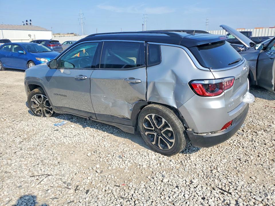 68018466 :رقم المزاد ، 3C4NJDCB5NT104016 vin ، 2022 Jeep Compass مزاد بيع