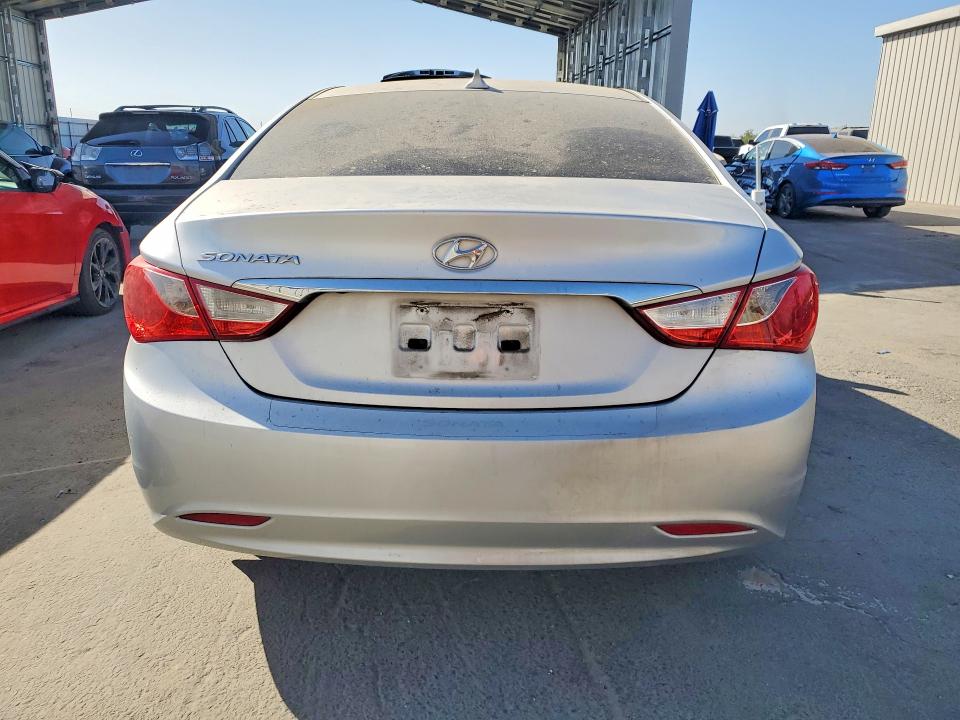 69638326 :رقم المزاد ، 5NPEB4AC1DH569402 vin ، 2013 Hyundai Sonata مزاد بيع