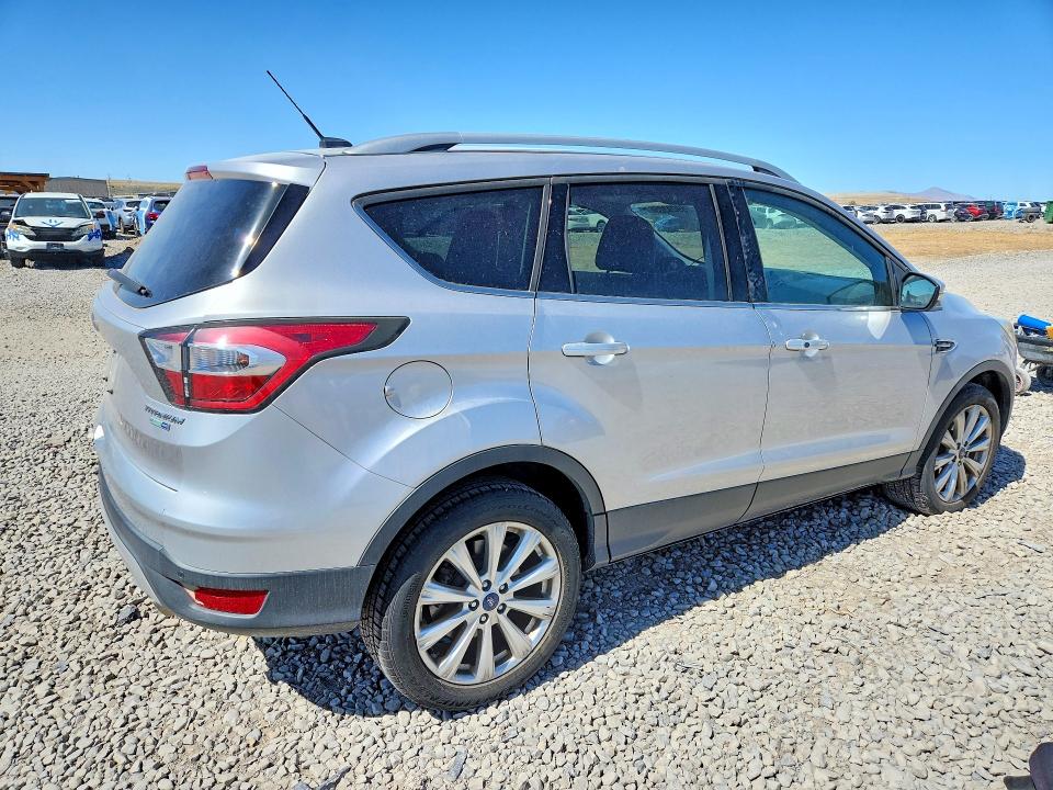 2017 Ford Escape მანქანა იყიდება აუქციონზე, vin: 1FMCU9J95HUB03983        , აუქციონის ნომერი: 69093256