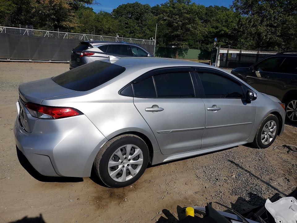 2022 Toyota Corolla მანქანა იყიდება აუქციონზე, vin: JTDEPMAE6N3003137, აუქციონის ნომერი: 69019966