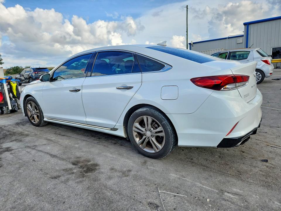 2018 Hyundai Sonata მანქანა იყიდება აუქციონზე, vin: 5NPE34AFXJH700409, აუქციონის ნომერი: 69143816