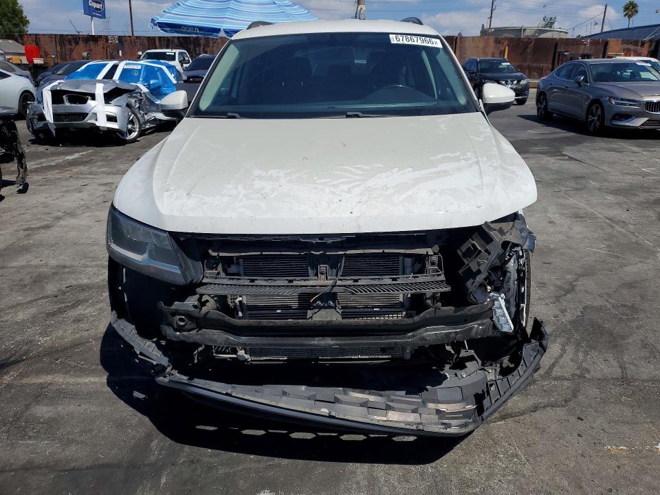 Продаж на аукціоні авто 2018 Volkswagen Tiguan, vin: 3VV3B7AX2JM074161, номер лоту: 67867966