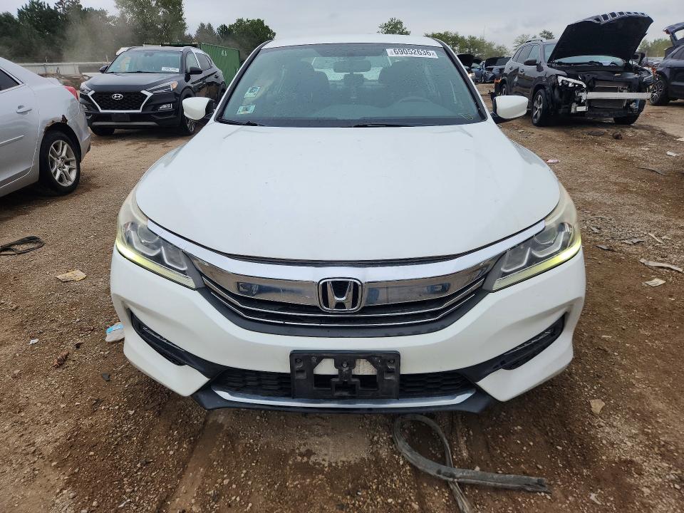 Продажа на аукционе авто 2017 Honda Accord, vin: 1HGCR2F14HA297361, номер лота: 69052636