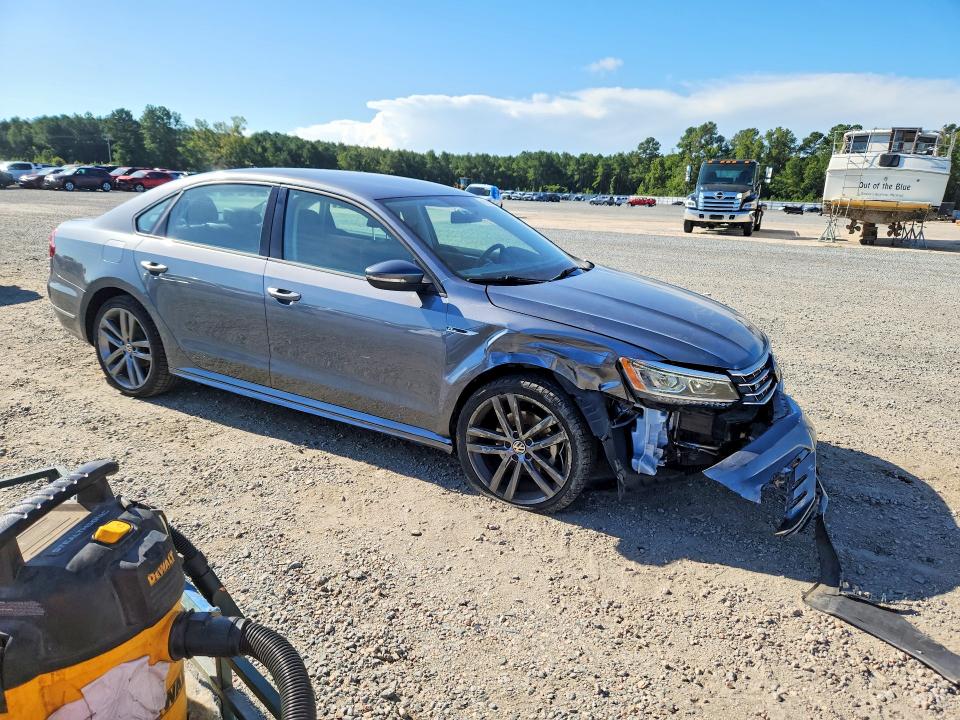 Продаж на аукціоні авто 2018 Volkswagen Passat, vin: 1VWAA7A39JC007139, номер лоту: 68081626
