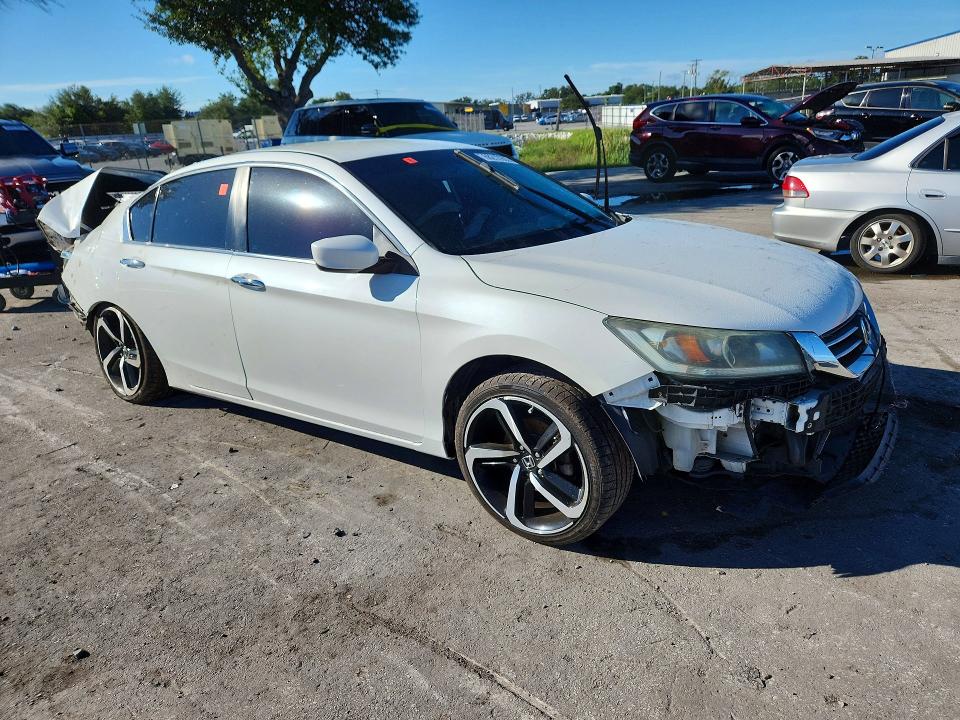 68212906 :رقم المزاد ، 1HGCR2F53EA257531 vin ، 2014 Honda Accord مزاد بيع