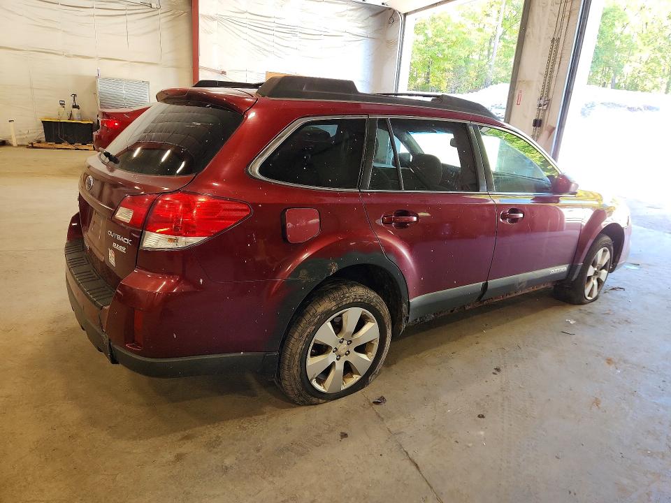 69446416 :رقم المزاد ، 4S4BRBGC2B3331007 vin ، 2011 Subaru Outback مزاد بيع