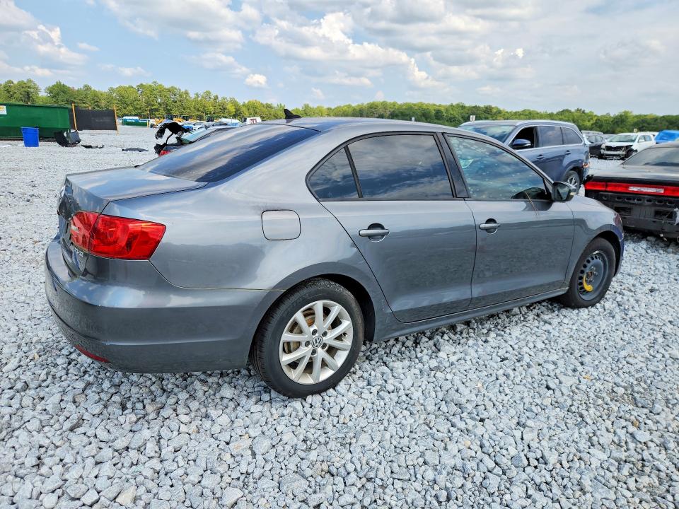 2011 Volkswagen Jetta მანქანა იყიდება აუქციონზე, vin: 3VWDX7AJ8BM398651, აუქციონის ნომერი: 69867266