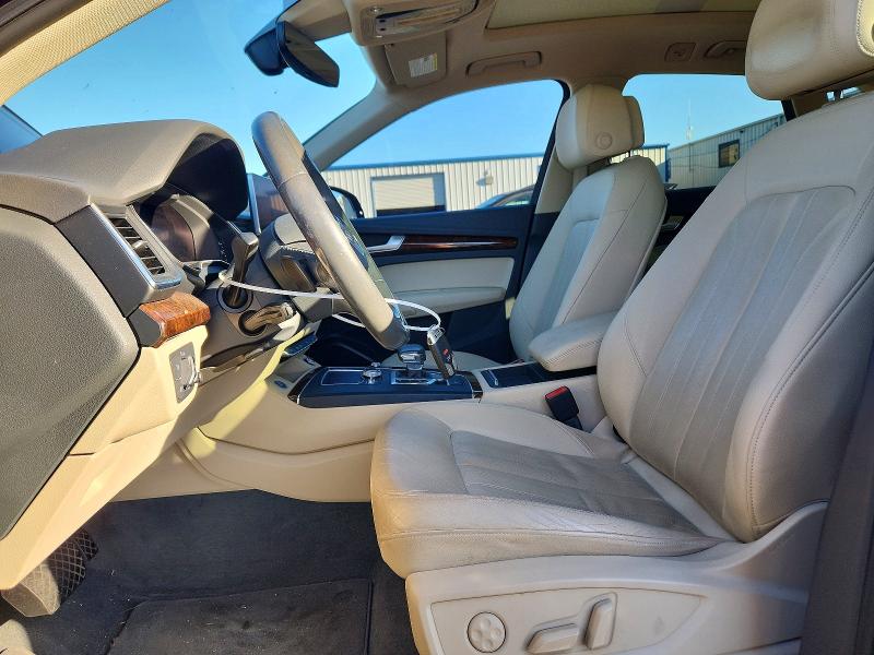 70272796 :رقم المزاد ، WA1BNAFY3J2053451 vin ، 2018 Audi Q5 مزاد بيع