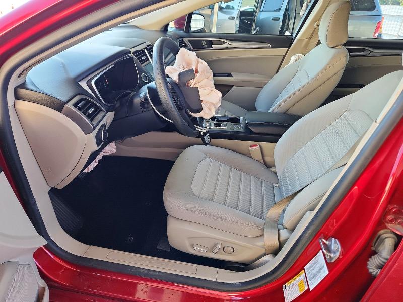 68567616 :رقم المزاد ، 3FA6P0HD3LR217968 vin ، 2020 Ford Fusion مزاد بيع