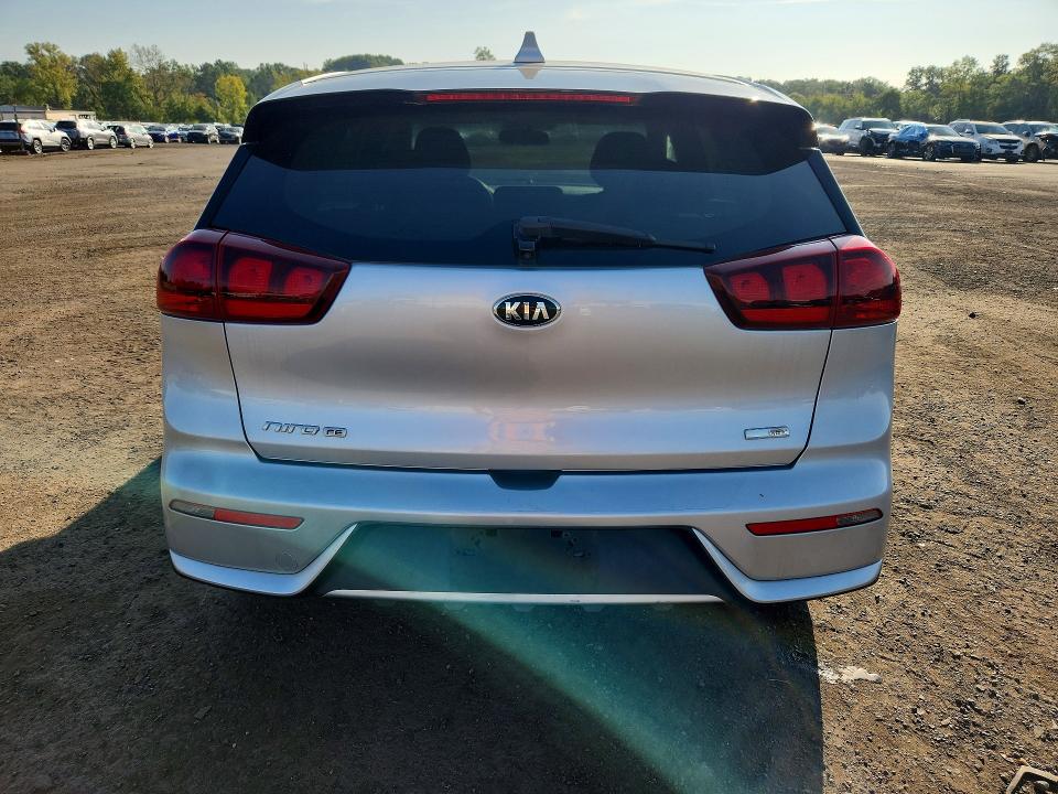 2017 Kia Niro მანქანა იყიდება აუქციონზე, vin: KNDCB3LC7H5047877, აუქციონის ნომერი: 69248736