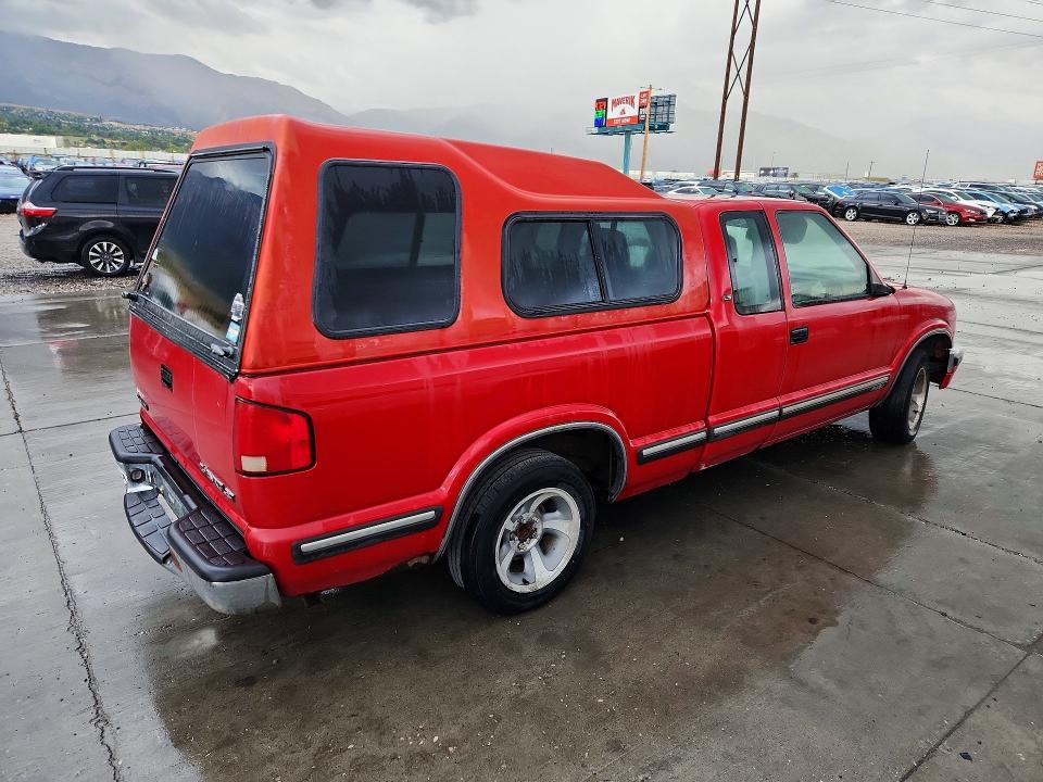 68875526 :رقم المزاد ، 1GCCS19XXW8124140 vin ، 1998 Chevrolet S Truck مزاد بيع
