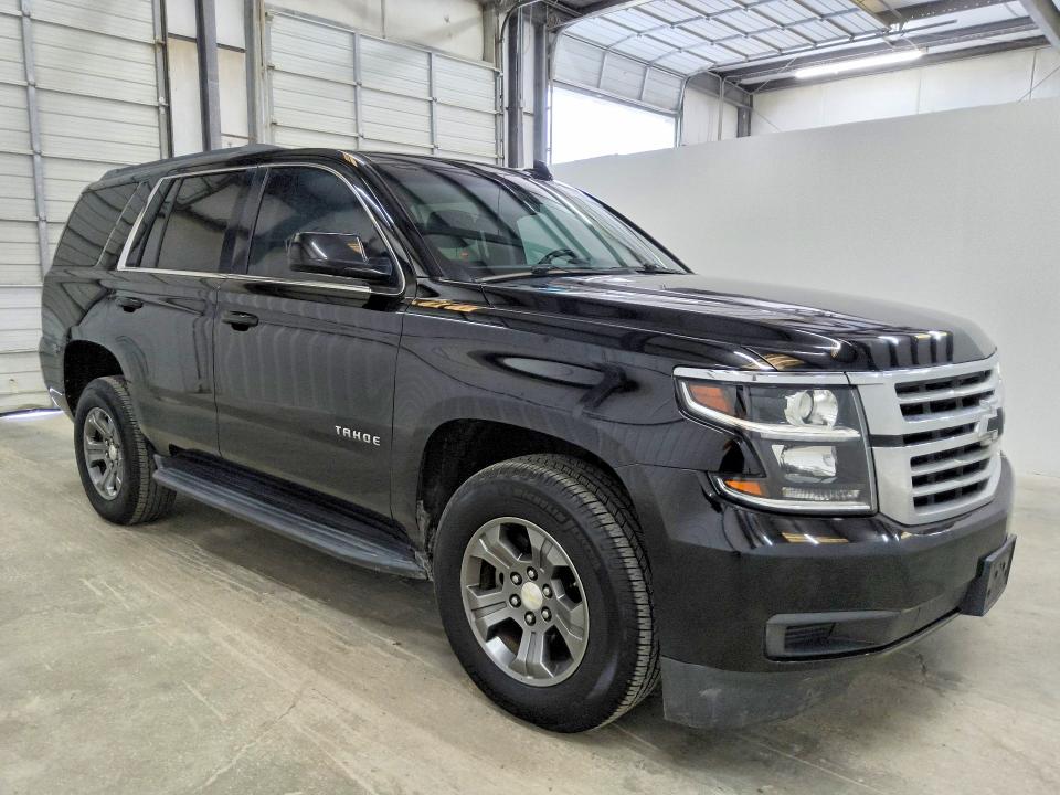 68019236 :رقم المزاد ، 1GNSCAKCXKR220751 vin ، 2019 Chevrolet Tahoe مزاد بيع