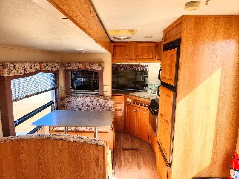 2004 Trailer Travel Tra მანქანა იყიდება აუქციონზე, vin: 4WY200N2941057385, აუქციონის ნომერი: 68325336