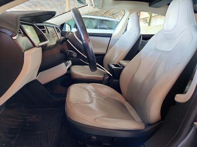 67684746 :رقم المزاد ، 5YJSA1CNXDFP27222 vin ، 2013 Tesla Model S مزاد بيع