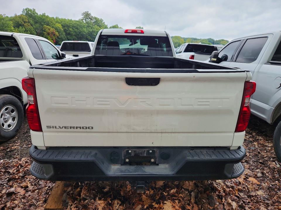 Продажа на аукционе авто 2025 Chevrolet Silverado, vin: 3GCNKAEDXSG378472, номер лота: 68917556