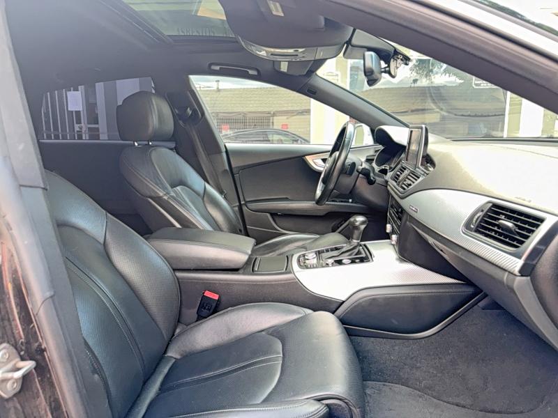 68303306 :رقم المزاد ، WUAW2CFC9EN901002 vin ، 2014 Audi Rs7 مزاد بيع