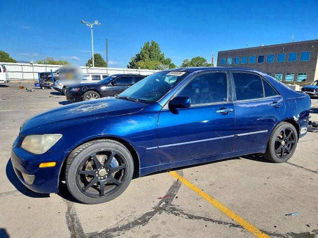 2004 Lexus Is მანქანა იყიდება აუქციონზე, vin: JTHBD192X40087935, აუქციონის ნომერი: 68000536