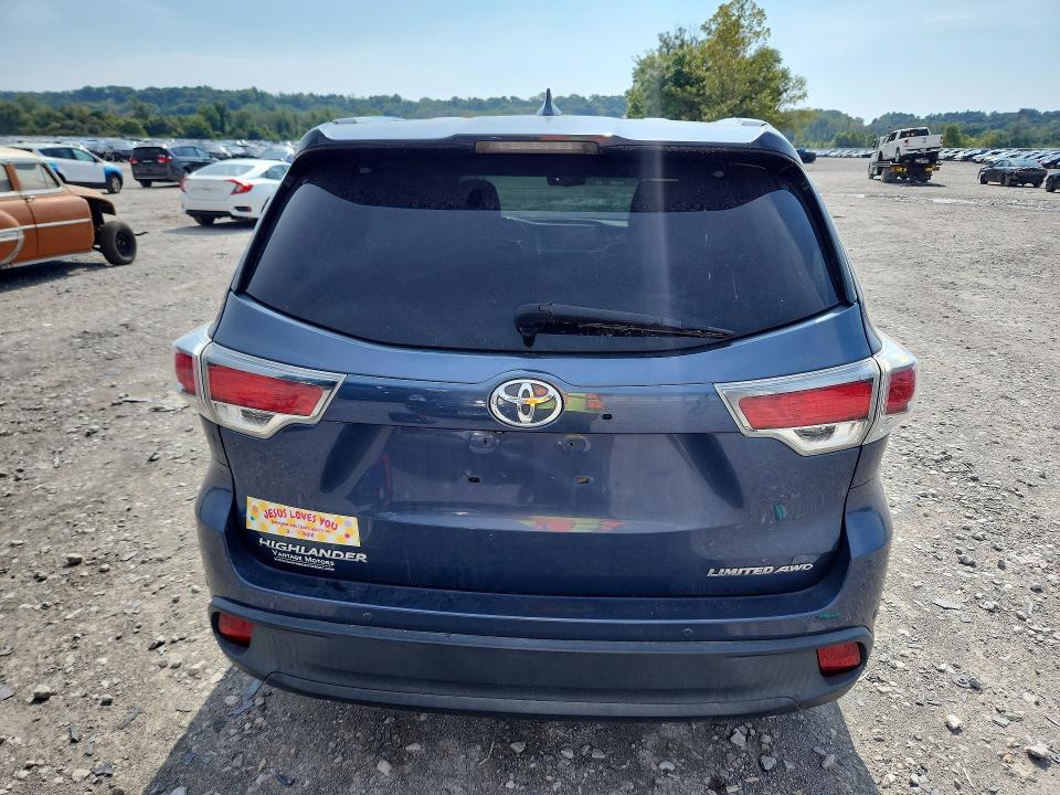 Продажа на аукционе авто 2015 Toyota Highlander, vin: 5TDDKRFH4FS211057, номер лота: 67995066
