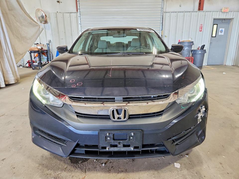 Aukcja sprzedaży 2018 Honda Civic, vin: 19XFC2F55JE206228, numer aukcji: 67844726