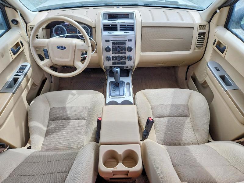 68707736 :رقم المزاد ، 1FMCU93128KD06252 vin ، 2008 Ford Escape مزاد بيع