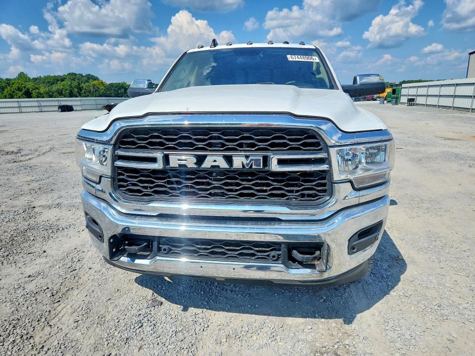 Продажа на аукционе авто 2020 Ram 2500, vin: 3C6UR5CL4LG123835, номер лота: 67448906