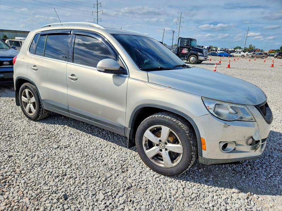 Aukcja sprzedaży 2010 Volkswagen Tiguan, vin: WVGBV7AX1AW529191, numer aukcji: 68672996