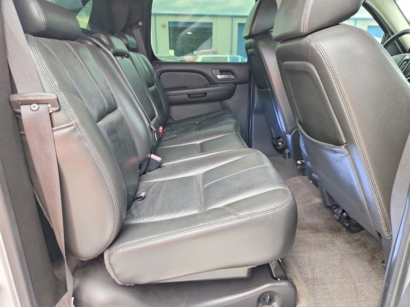 67925636 :رقم المزاد ، 3GNFK12338G216263 vin ، 2008 Chevrolet Avalanche مزاد بيع
