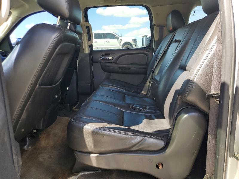 Продажа на аукционе авто 2011 Chevrolet Suburban, vin: 1GNSCJE03BR371612, номер лота: 70700676