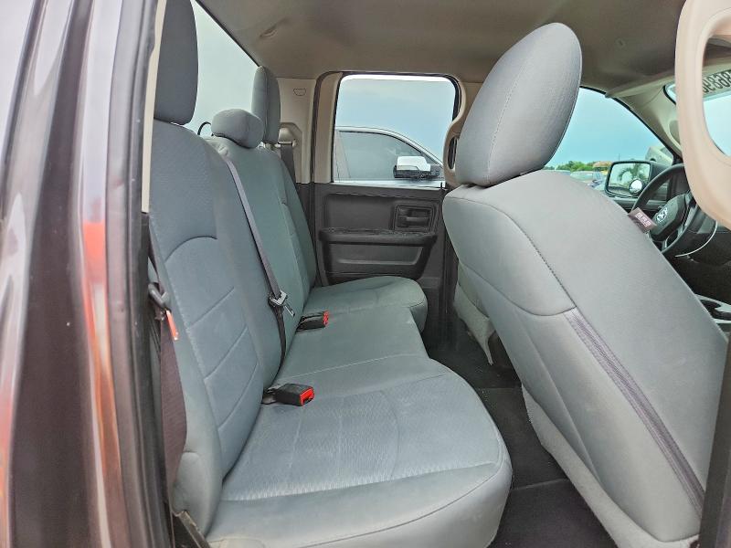68689866 :رقم المزاد ، 1C6RR6FG1KS711113 vin ، 2019 Ram 1500 Classic مزاد بيع