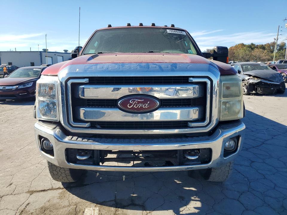 70586556 :رقم المزاد ، 1FT8W3B6XGEB66303 vin ، 2016 Ford F350 مزاد بيع