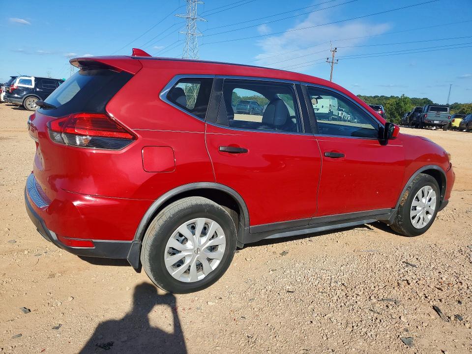 2017 Nissan Rogue მანქანა იყიდება აუქციონზე, vin: JN8AT2MT5HW395253, აუქციონის ნომერი: 70964716