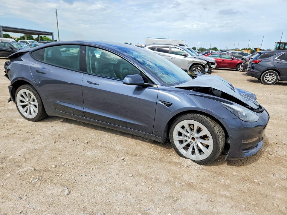 Продажа на аукционе авто 2022 Tesla Model 3, vin: 5YJ3E1EAXNF370306, номер лота: 69317156