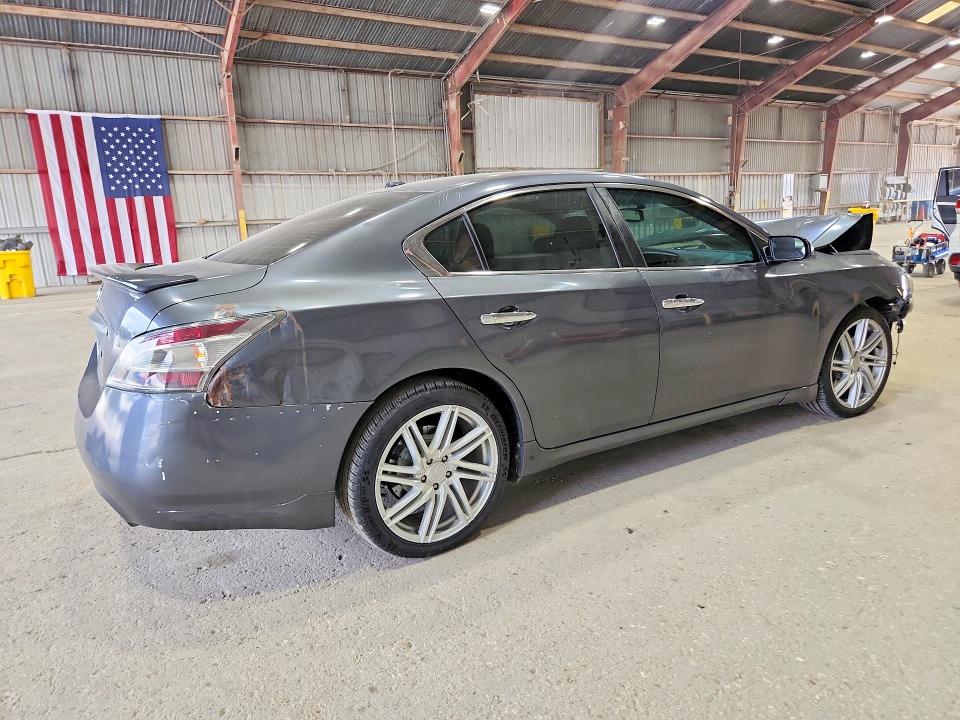 68744736 :رقم المزاد ، 1N4AA5AP6CC818657 vin ، 2012 Nissan Maxima مزاد بيع