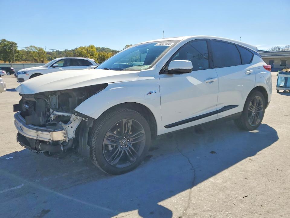 70647096 :رقم المزاد ، 5J8TC2H6XLL037117 vin ، 2020 Acura Rdx مزاد بيع