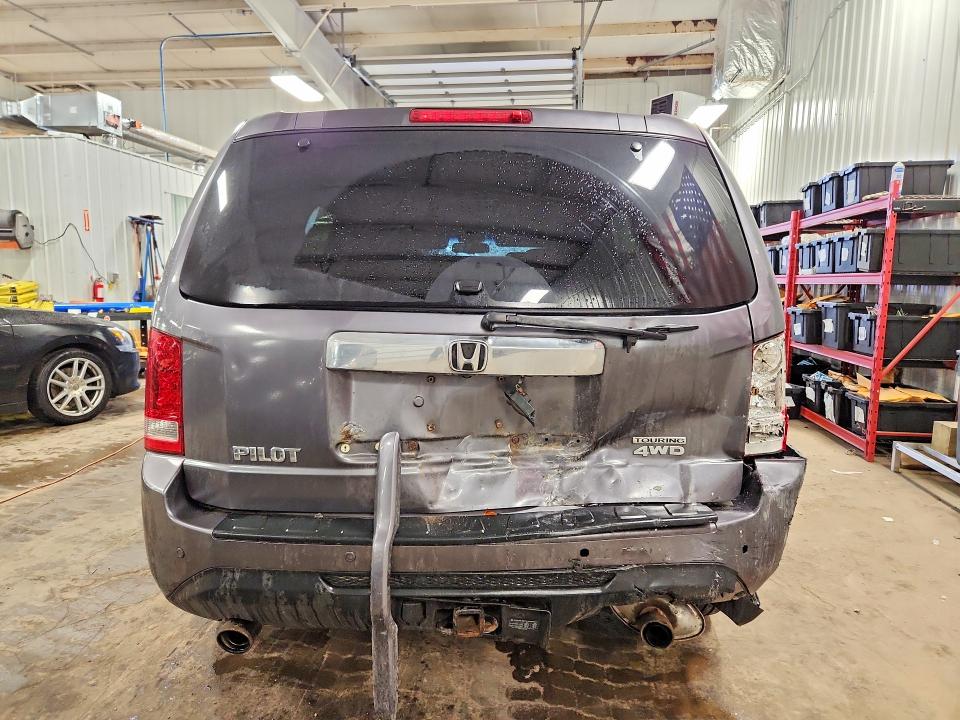 Продажа на аукционе авто 2015 Honda Pilot, vin: 5FNYF4H99FB033956, номер лота: 70888426