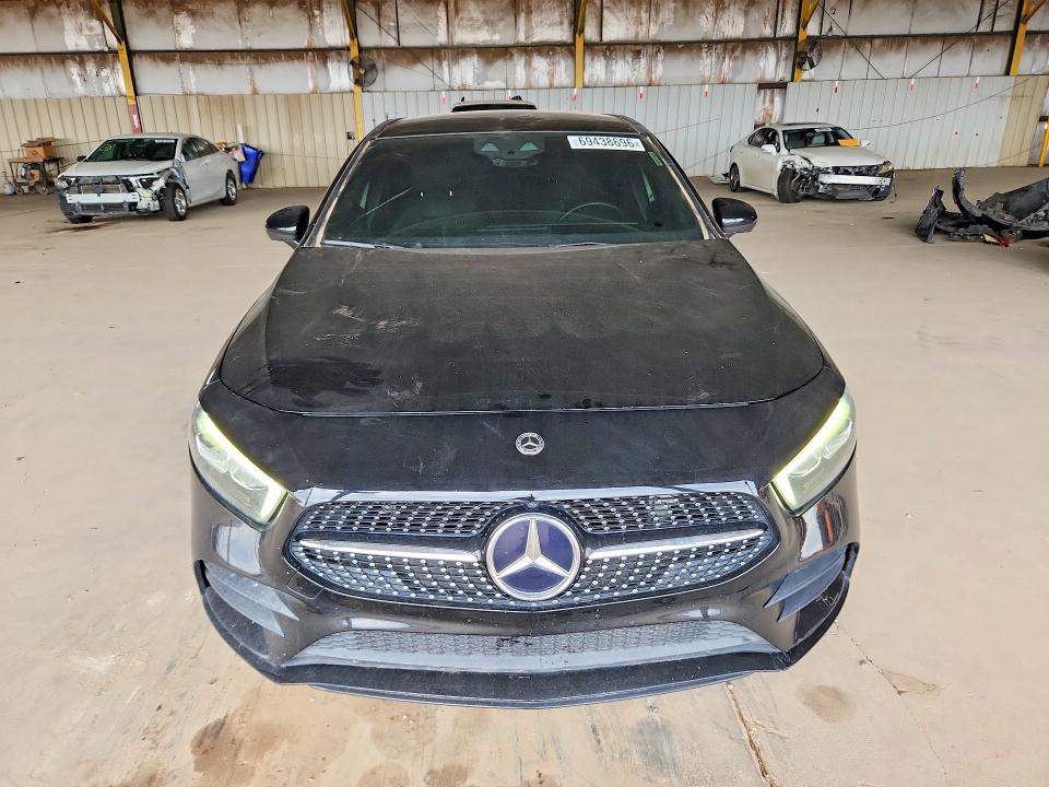 69438696 :رقم المزاد ، WDD3G4EB0KW027179 vin ، 2019 Mercedes-benz A مزاد بيع