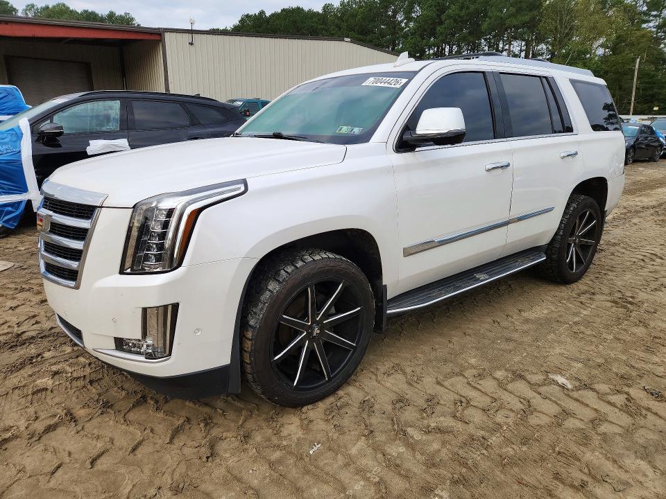 70044426 :رقم المزاد ، 1GYS4BKJXHR383459 vin ، 2017 Cadillac Escalade مزاد بيع