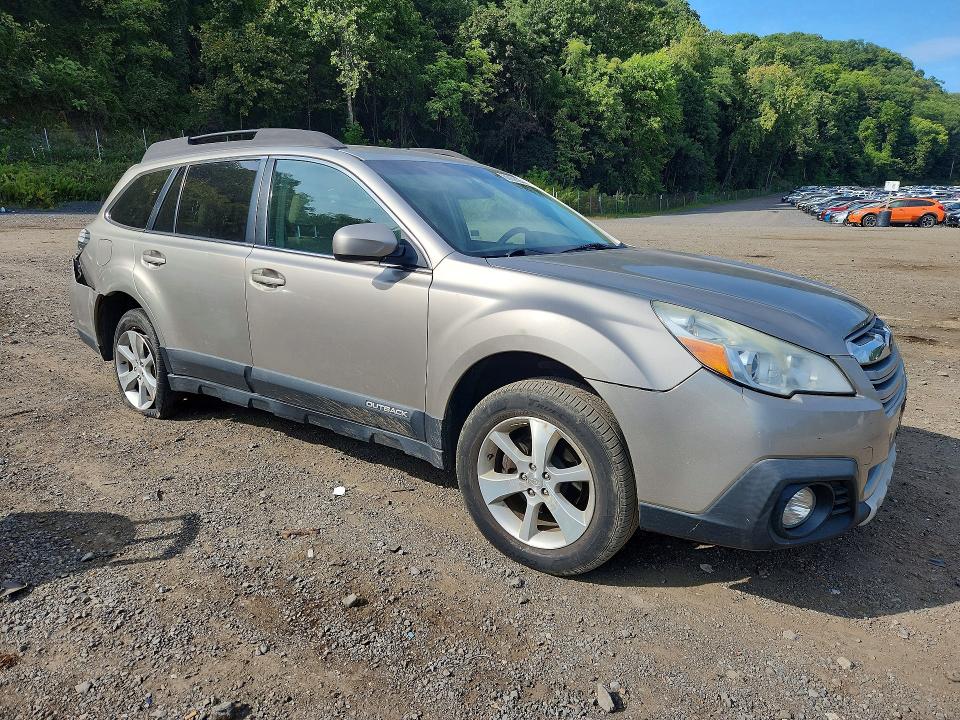 69299246 :رقم المزاد ، 4S4BRBMC0E3275934 vin ، 2014 Subaru Outback مزاد بيع