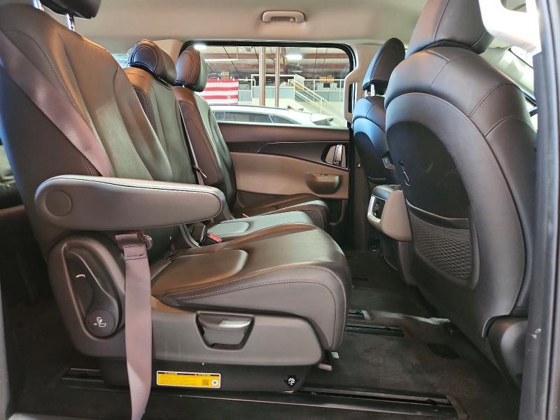 2026 Kia Carnival მანქანა იყიდება აუქციონზე, vin: KNDNB5K37T6584502, აუქციონის ნომერი: 68573856