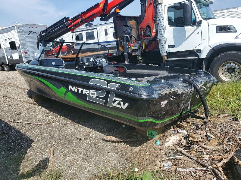 64222756 :رقم المزاد ، BUJ81036D717 vin ، 2017 Nitro Zv21 مزاد بيع
