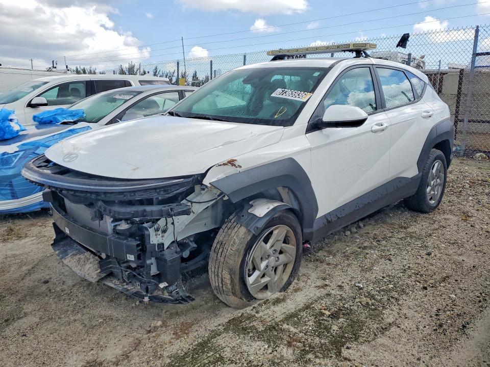 2025 Hyundai Kona მანქანა იყიდება აუქციონზე, vin: KM8HACABXSU231917, აუქციონის ნომერი: 67365936