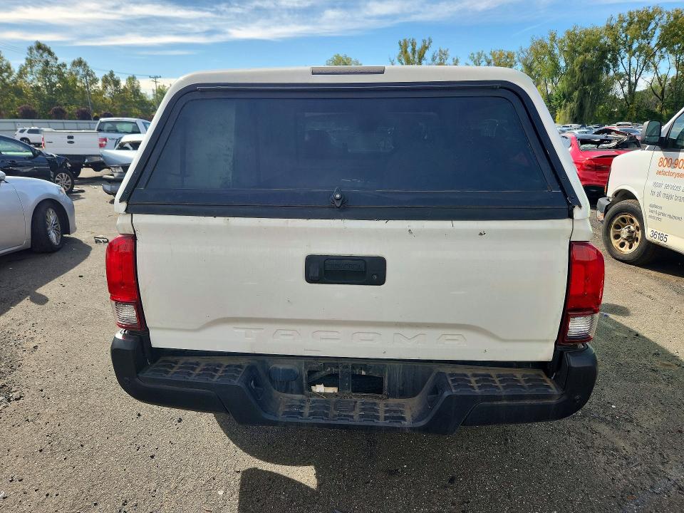 68038976 :رقم المزاد ، 3TYRX5GN6MT029043 vin ، 2021 Toyota Tacoma مزاد بيع