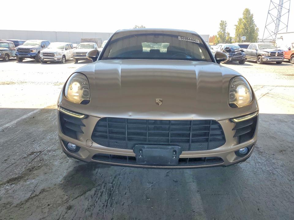 68984466 :رقم المزاد ، WP1AB2A59GLB42598 vin ، 2016 Porsche Macan مزاد بيع