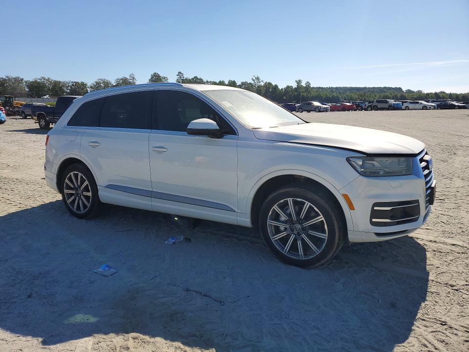 Продажа на аукционе авто 2017 Audi Q7, vin: WA1LAAF70HD024897, номер лота: 68356916